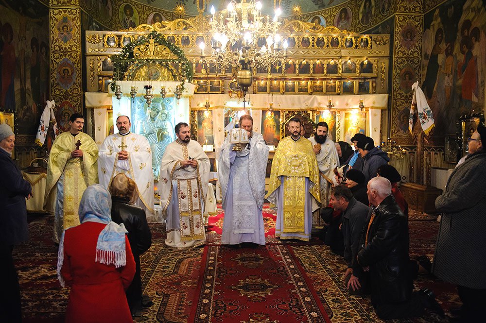 Curs dedicat metodelor de lucru cu tinerii, la Săvineşti 75279