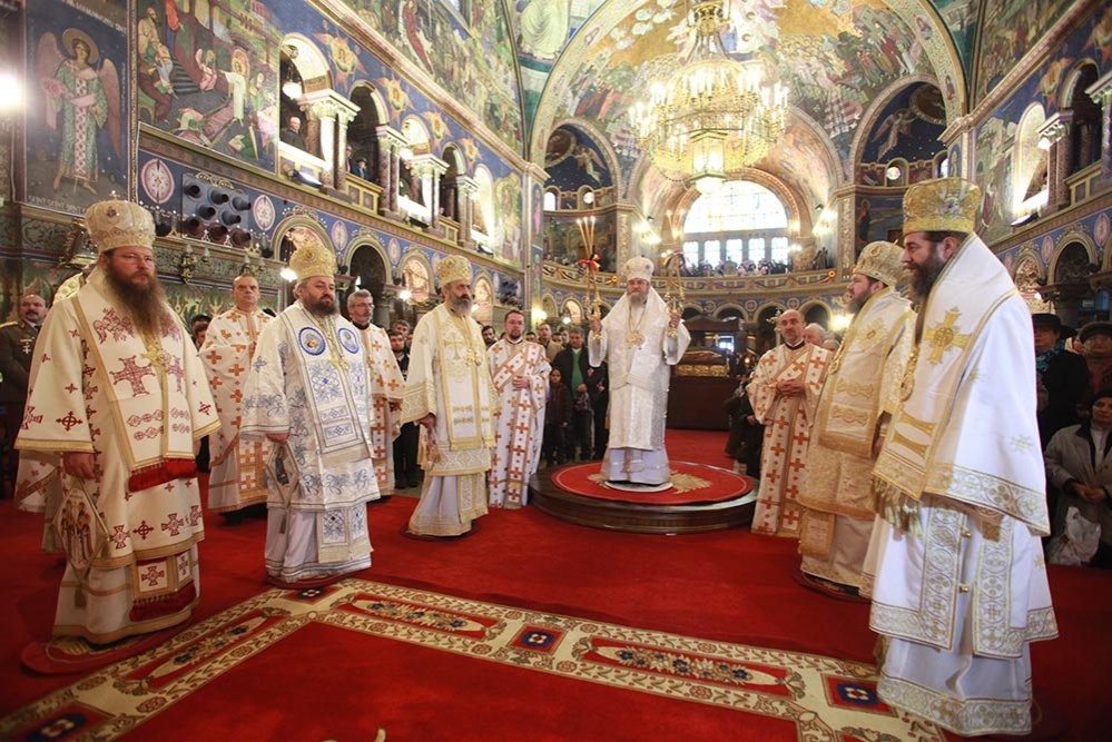 Apostolul Andrei şi Sfântul Andrei Şaguna, cinstiţi în Transilvania 75208