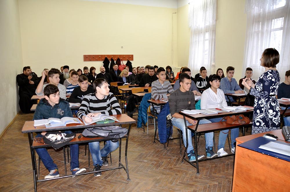 Cercuri de religie în Eparhia Severinului şi Strehaiei 75211