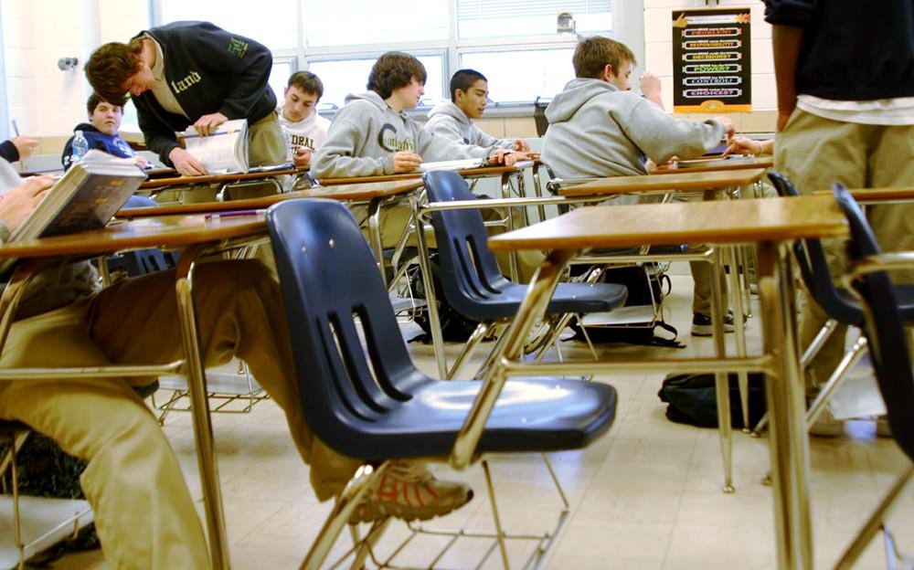 Măsuri de reducere a abandonului şcolar 75192