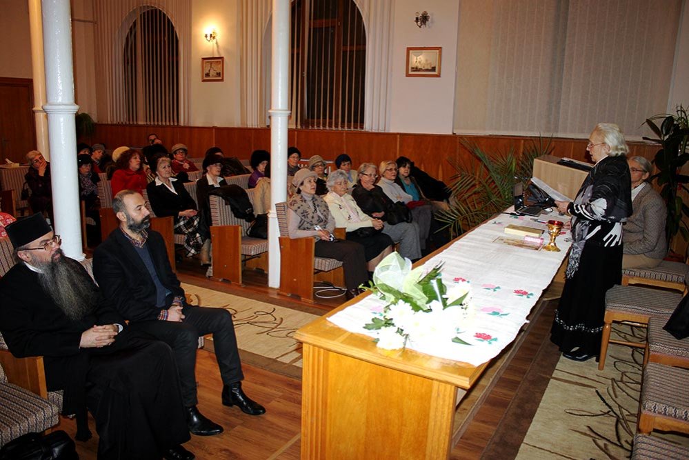 Conferinţă dedicată Sfinţilor Martiri Brâncoveni la Galaţi 75136