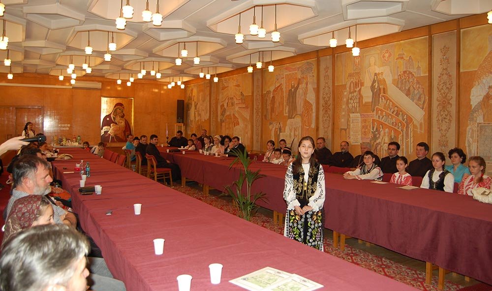 Ediţia a II-a a Concursului „Bucuria Naşterii Domnului în suflet de copil“ 75133