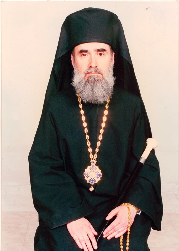 Trei decenii de slujire rodnică în Eparhia Aradului 75112