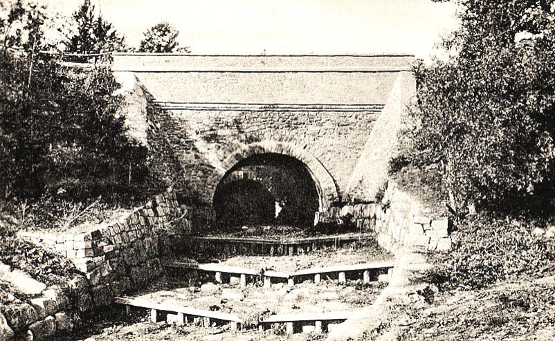 Podul supravieţuitor de la Gârbovana 75069