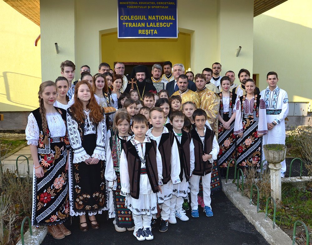 Binecuvântare pentru elevi 75038