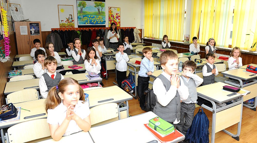 Statutul actual al disciplinei religie este conform cu legislaţia românească 75039