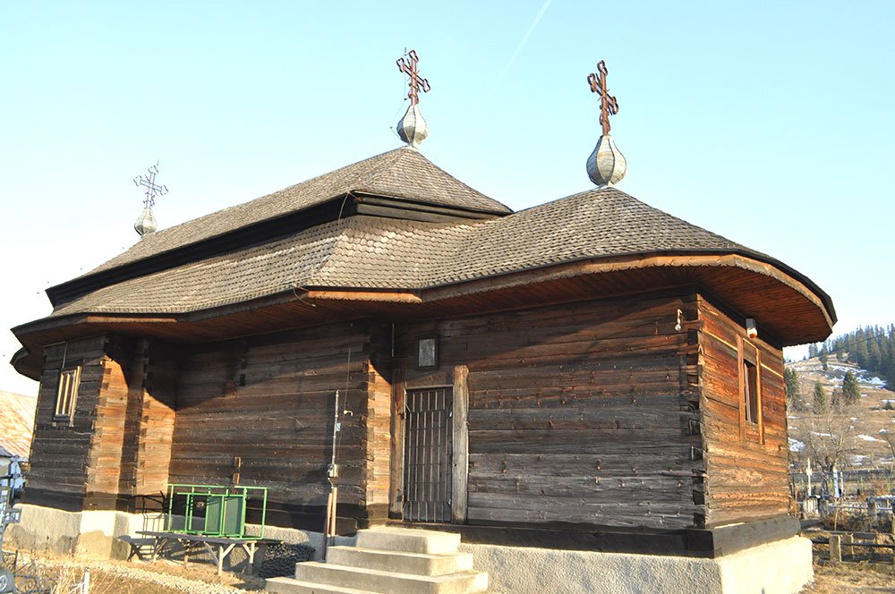 Hramul bisericii vechi din Parohia Ceahlău I 74996