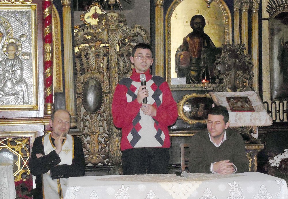 Seară duhovnicească în Parohia Vovidenia din Botoşani 74947