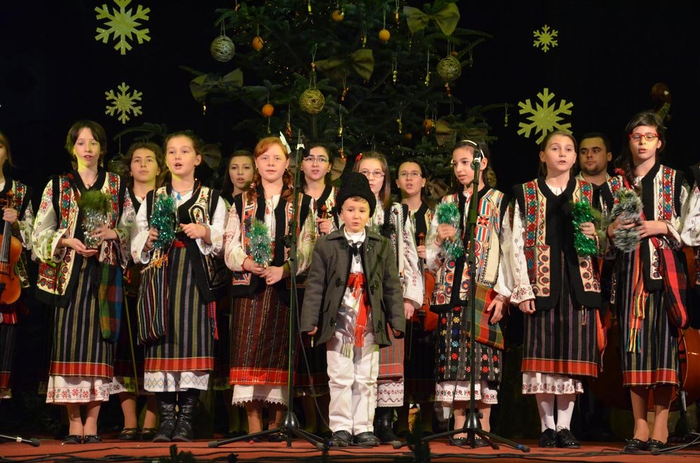 1.000 de persoane la concertul de colinde „Dar din suflet pentru suflet“ 74892