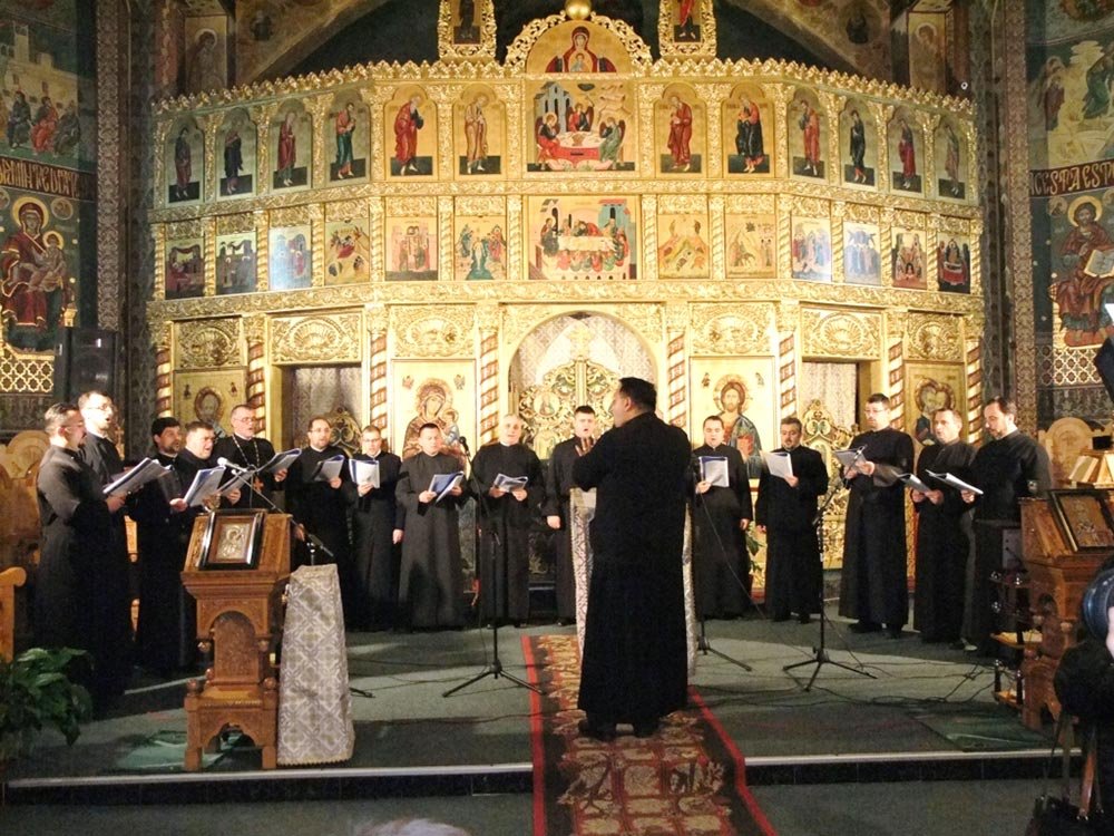 Colinde şi bucurie cu preoţii din Protopopiatul Reşiţa 74874