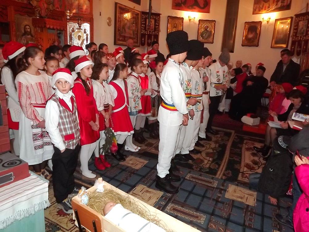 Eveniment cultural-artistic în biserica Parohiei Iazu-Nou 74860