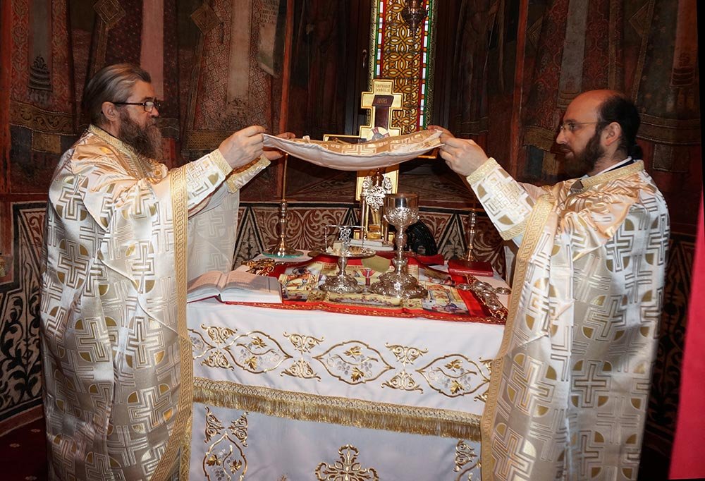 Paraclisul istoric al Reşedinţei Patriarhale şi-a sărbătorit cel de-al doilea hram 74840