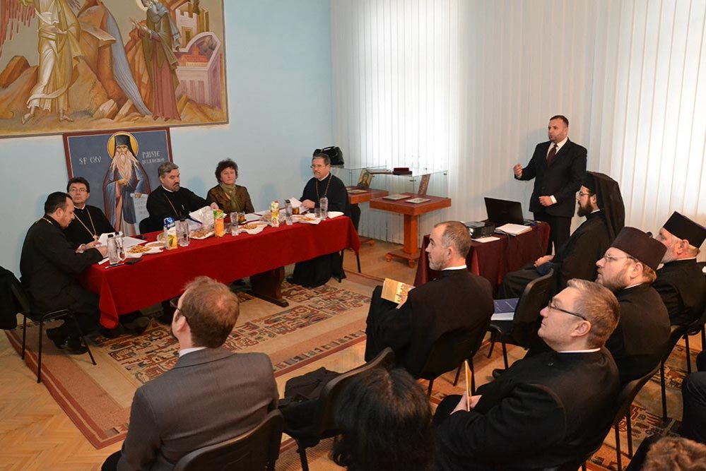 Două teze de doctorat susţinute public la Iaşi 74820