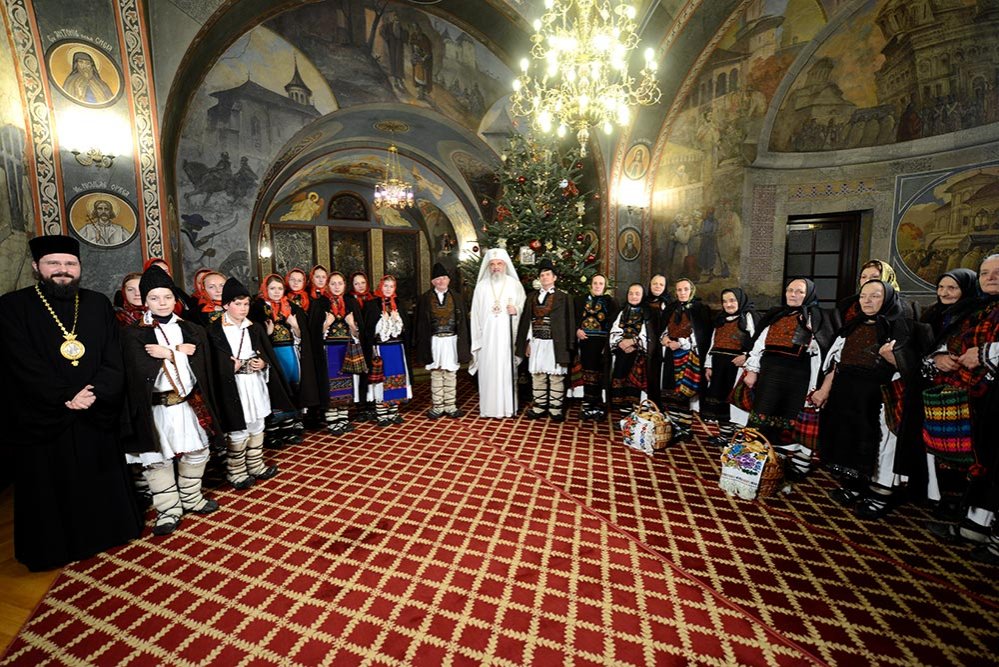 Anotimpul colindelor pe Colina Bucuriei 74787