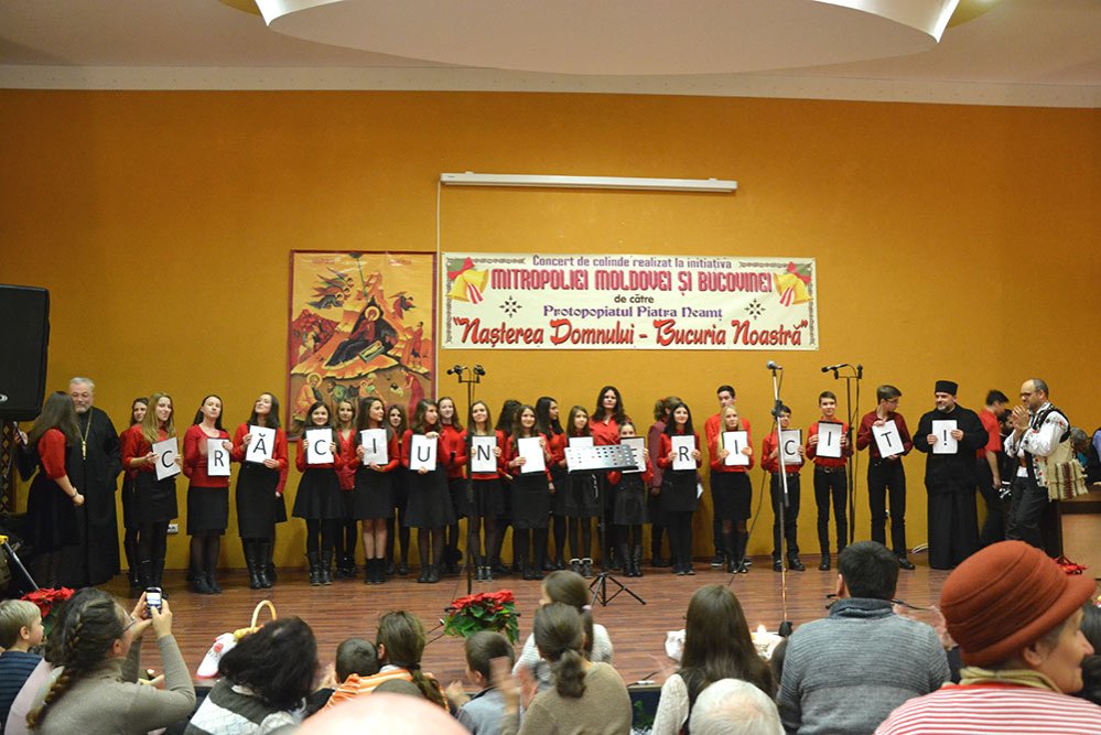 „Naşterea Domnului - bucuria noastră“, la Piatra Neamţ 74721