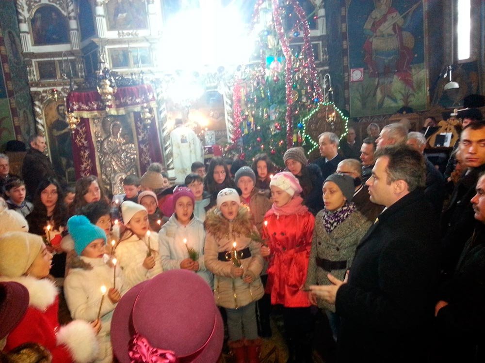 Colind la Parohia Muncelu de Sus 74667