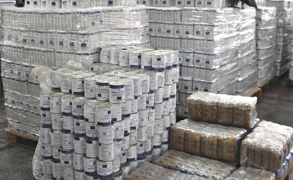 Autorităţile reiau distribuţia ajutoarelor alimentare de la UE 74622