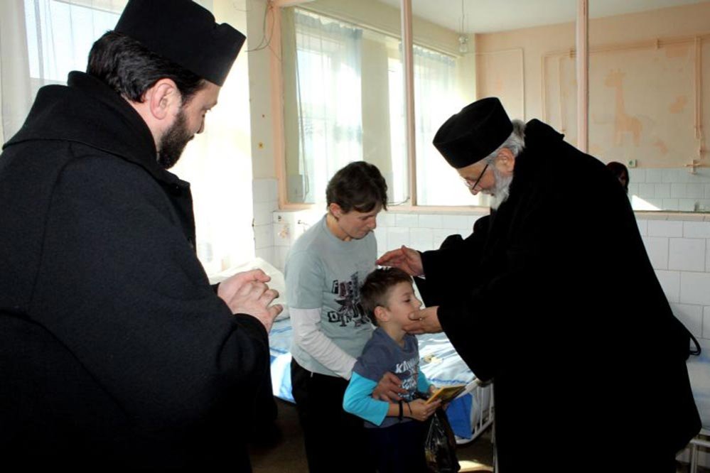 Daruri pentru copiii de la Spitalul de Pediatrie din Piteşti 74467