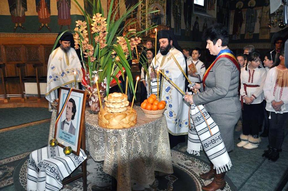 165 de ani de la naşterea lui Eminescu, comemoraţi la Schitul Vovidenia 74427