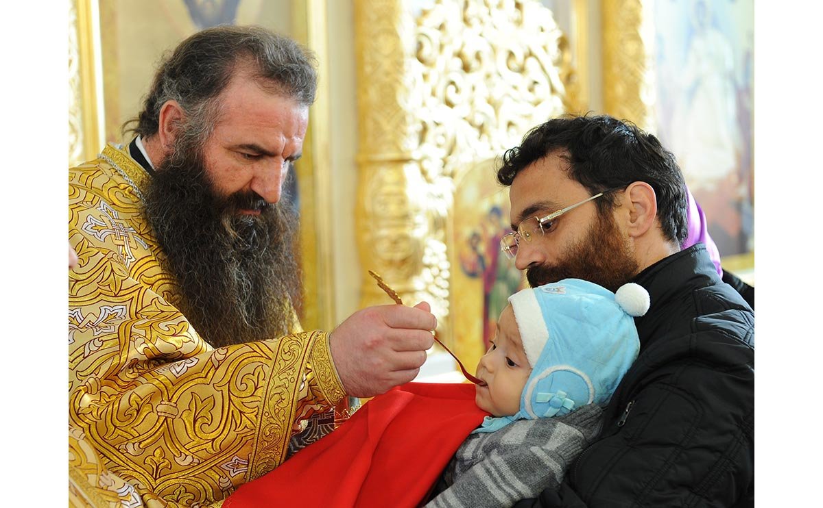 Împărtăşindu-ne spre Cina împărătească 74422