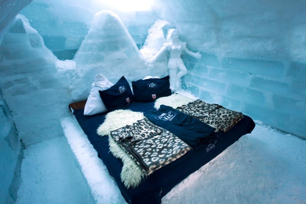 Sculpturi în gheaţă 74423