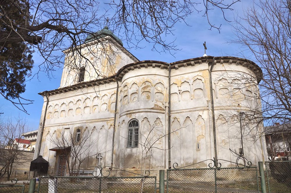 „Biserica Doamnelor“ din Iaşi i-a cinstit pe Sfinţii Atanasie şi Chiril 74366
