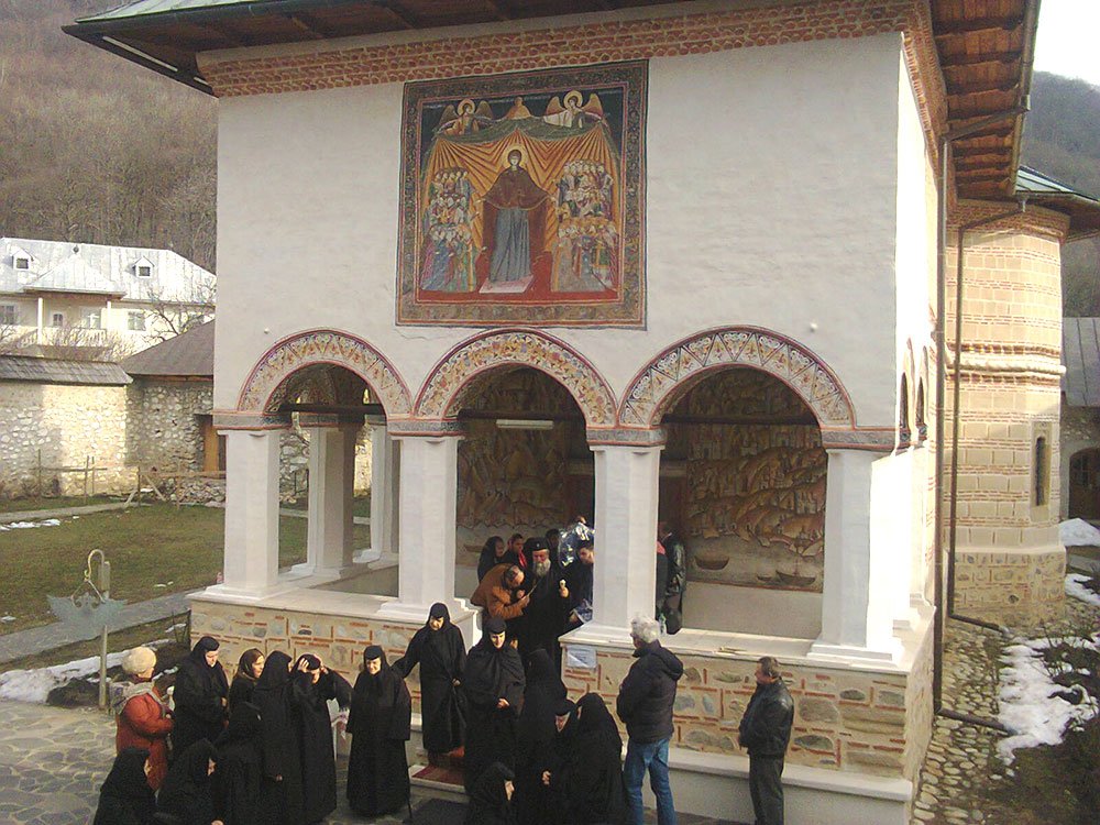 Bucurii duhovniceşti la Polovragi şi Strehaia 74352