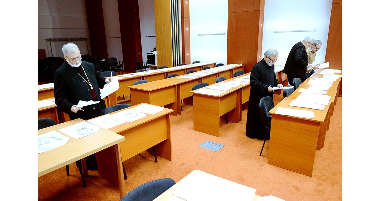 Noi stagiari pentru şantierele de pictură din ţară 74228