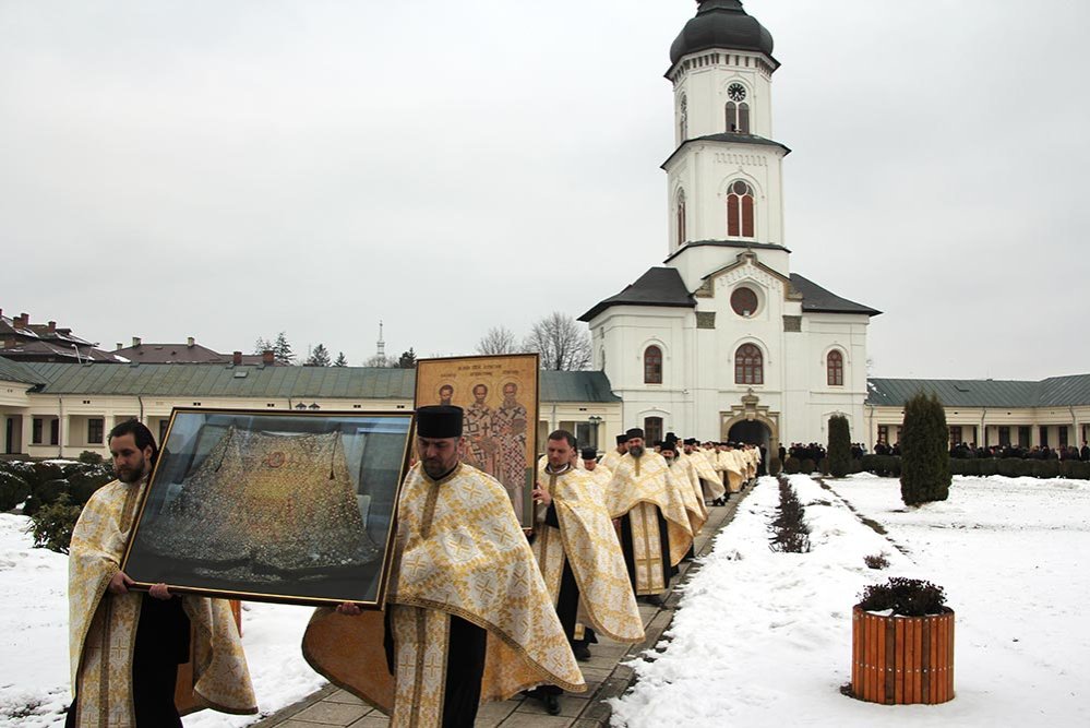 Cinstirea Sfântului Ioan Gură de Aur, la Roman 74185