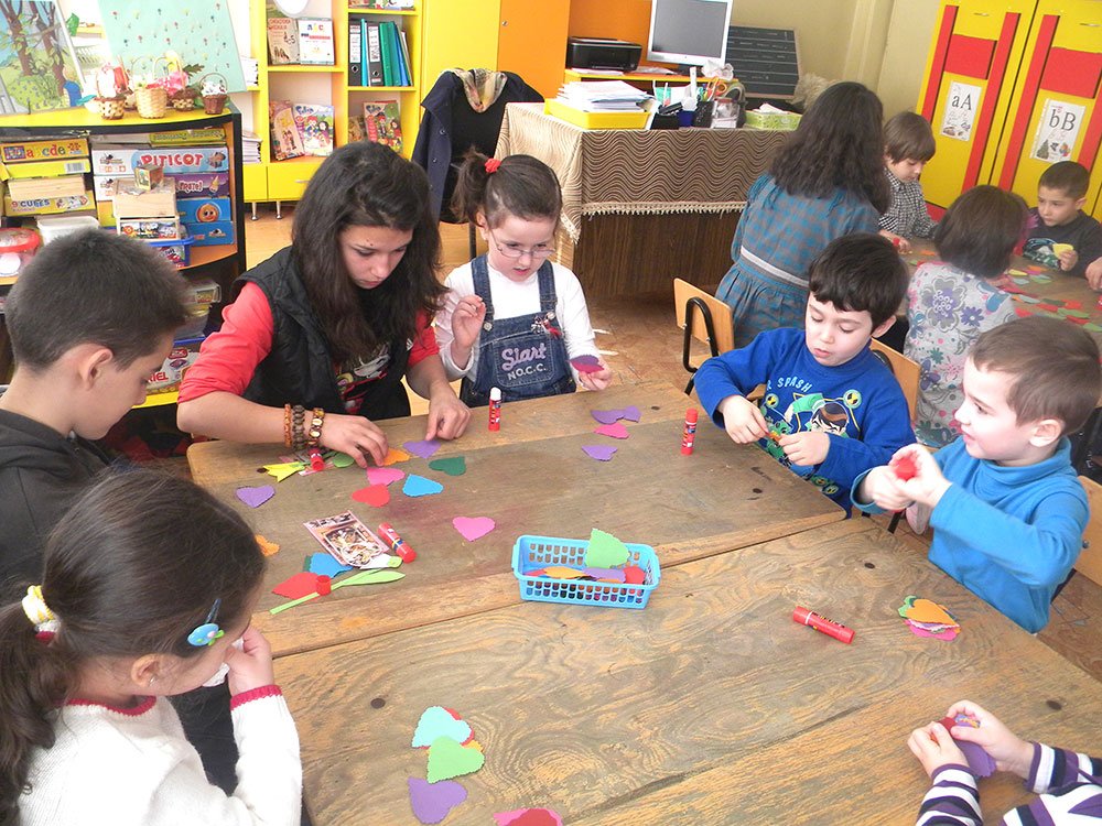 Campanie umanitară sub semnul mărţişorului 74065