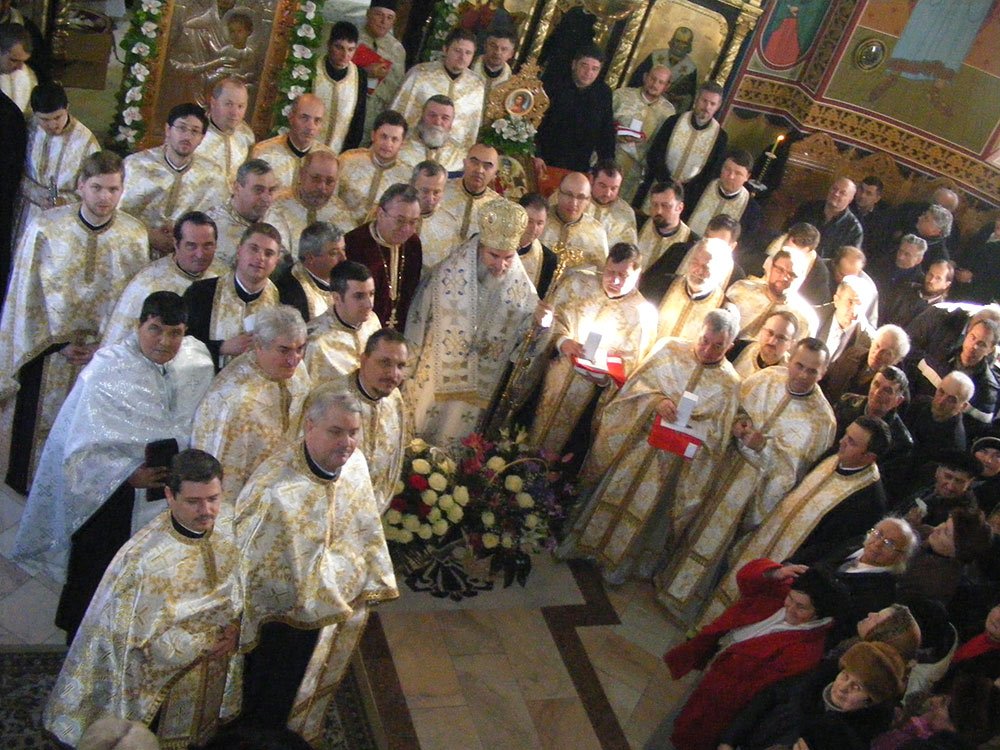 Sinaxă la Biserica „Sfântul Nicolae“ din Buhuşi 74059