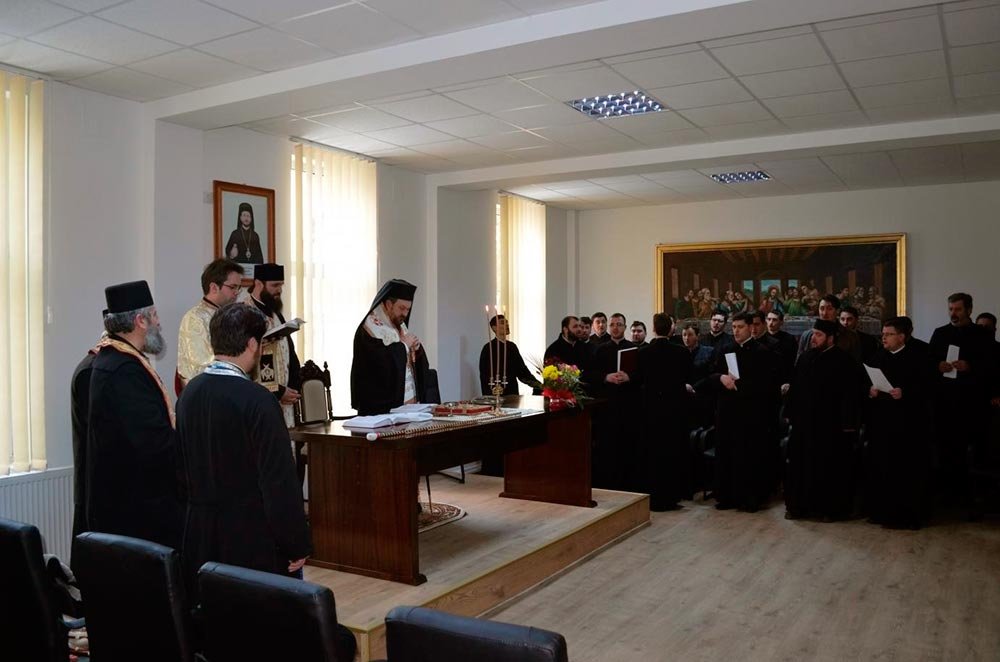 Sfinţirea sediului Protopopiatului Vaslui 73990