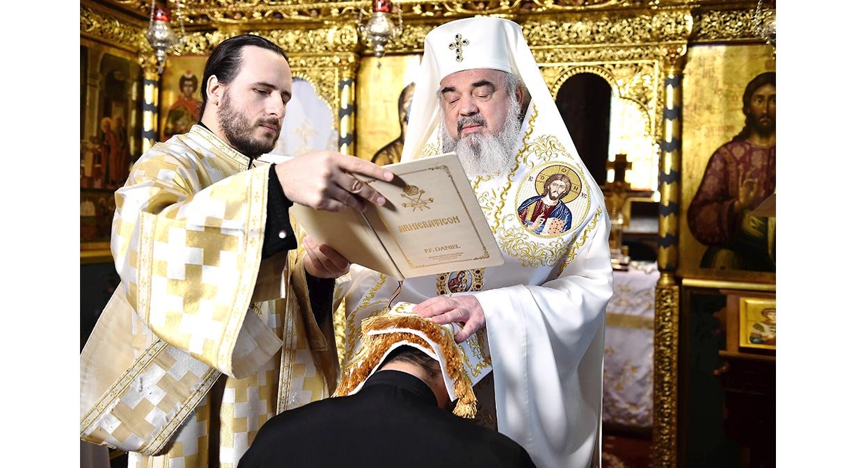 Hirotesii în Paraclisul istoric din Reşedinţa Patriarhală 73981