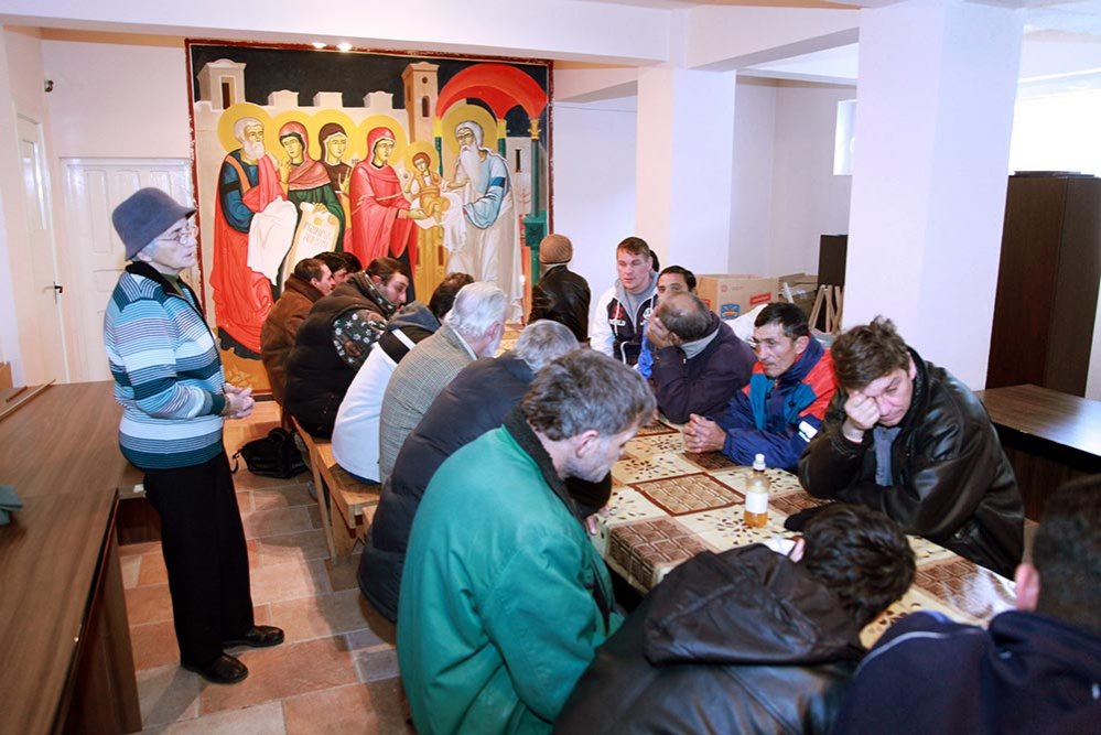 Ajutoare pentru oamenii străzii din Sibiu 73944