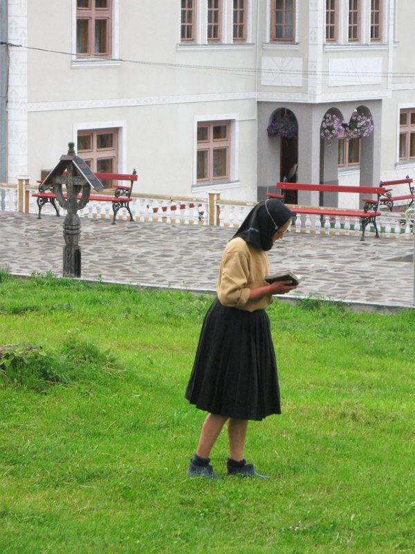 La citirea Psaltirii trebuie să avem multă curăţie sufletească şi trupească 73892