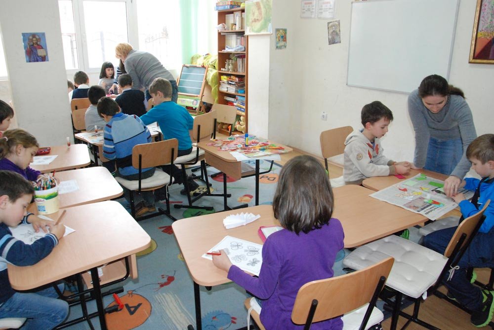 Ateliere de creaţie la centrele parohiale din Sibiu 73602