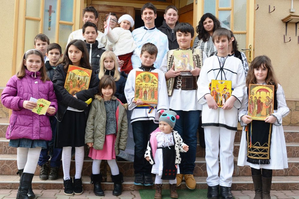 Copiii din Mediaş, implicaţi în proiecte filantropice 73501