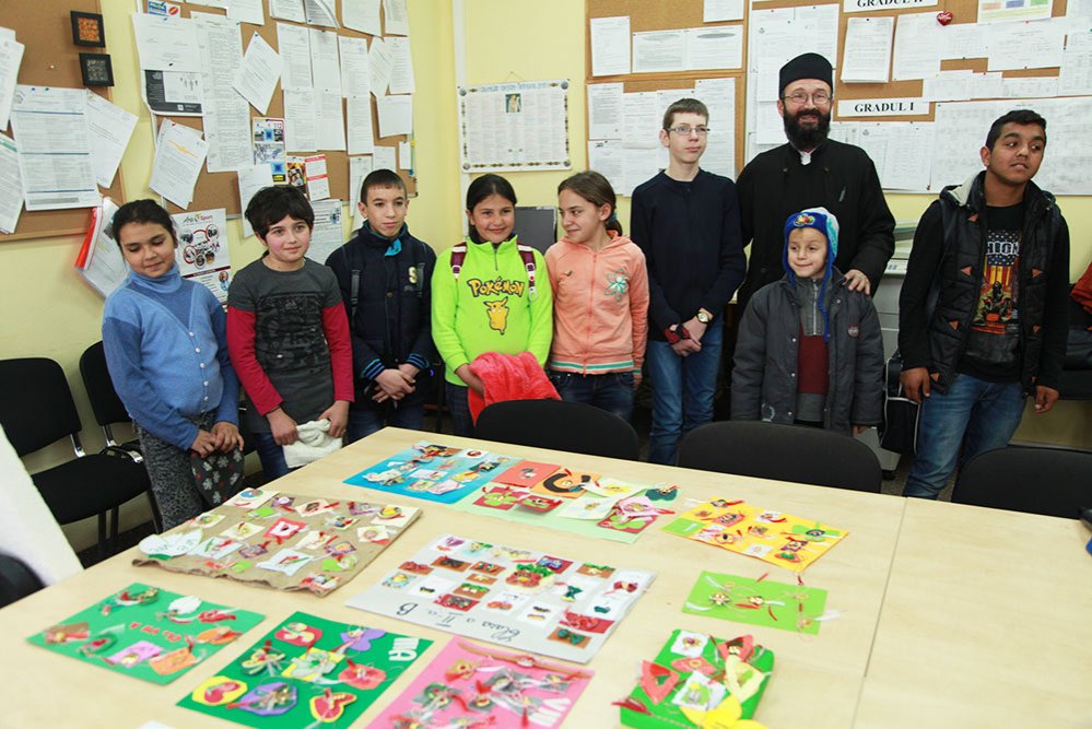 Daruri pentru copiii cu dizabilităţi şi vârstnicii din Sibiu 73499