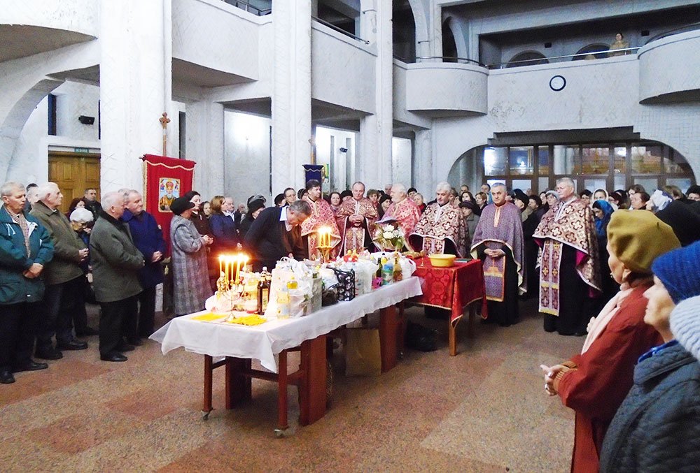 Seri de rugăciune în parohiile clujene 73474