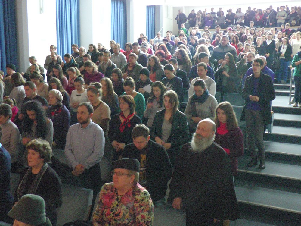 Conferinţa „Tânărul între reuşită şi eşec“, la Suceava 73450