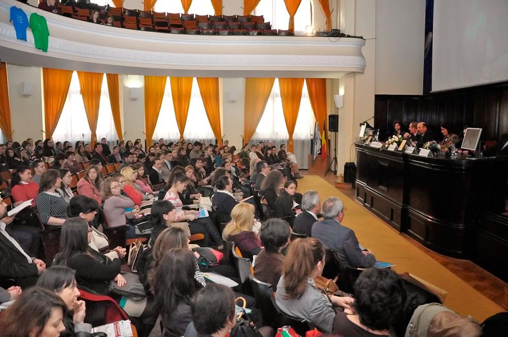 „Promovarea demnităţii şi valorii oamenilor“ 73430