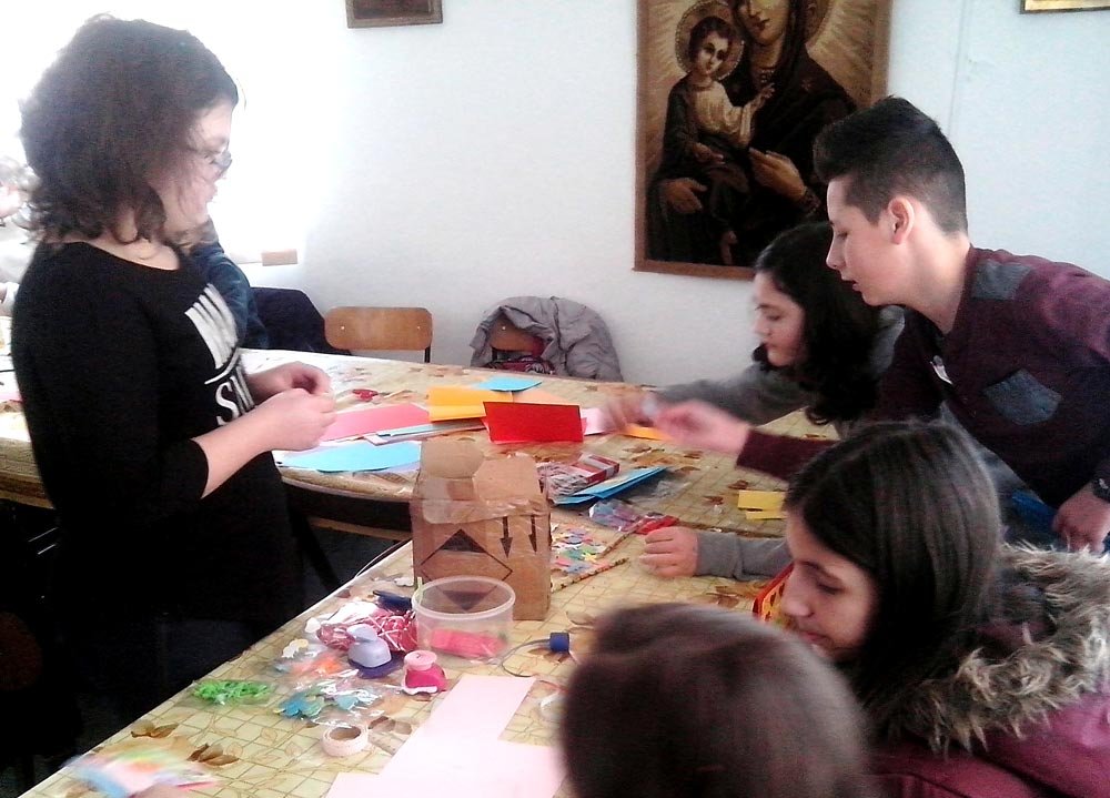Activităţi educative şi artistice la Reşiţa 73338