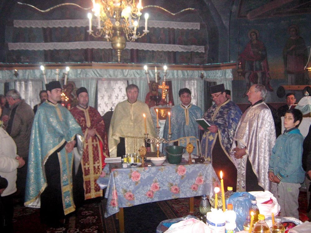 Cercuri pastoral-misionare în Mitropolia Olteniei 73333