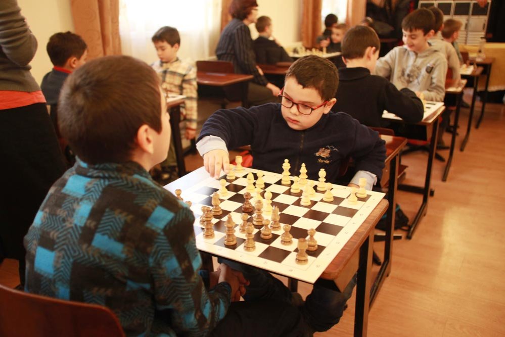 Concurs de şah la Centrul „Rut“ din Sibiu 73303