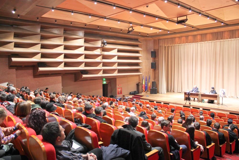 Conferinţă cultural-duhovnicească în Râmnicu Vâlcea 73307