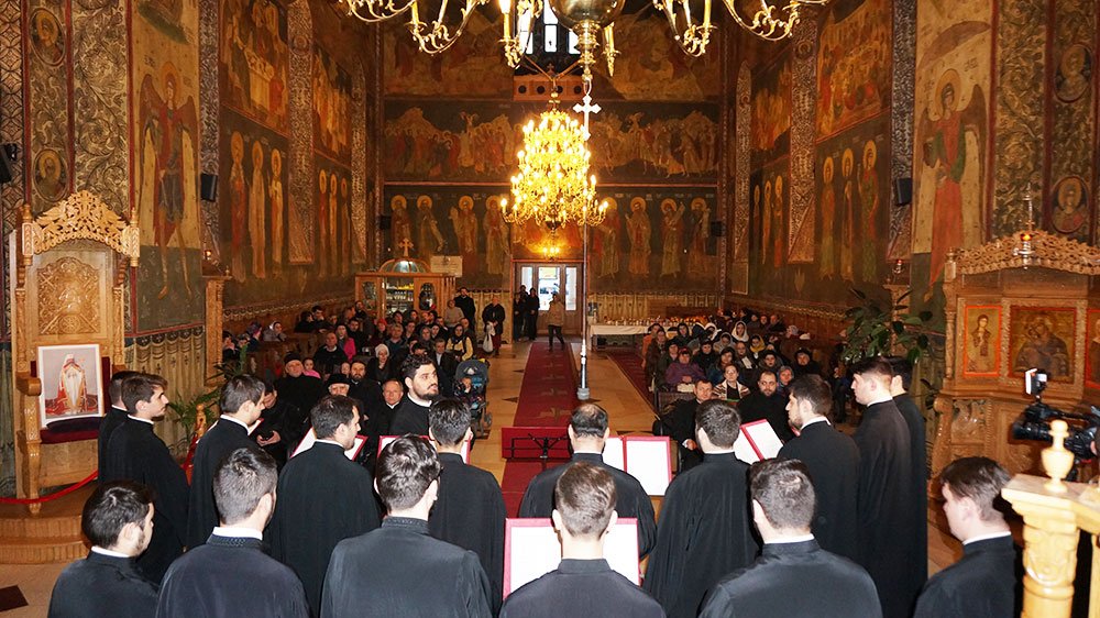 Conferinţă cu tinerii din sectorul 5 Capitală 73167