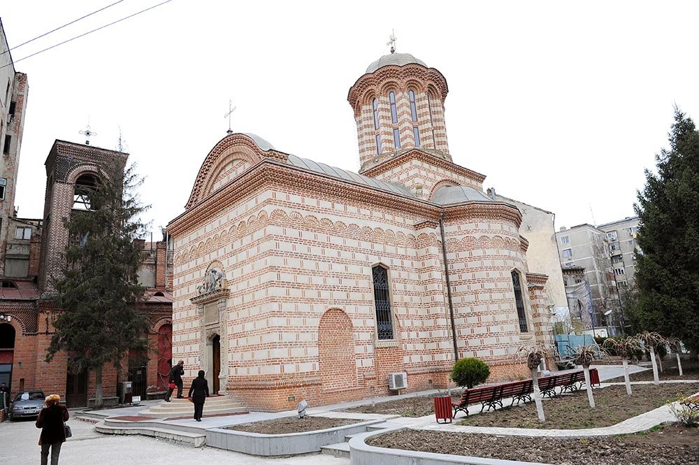 Hramul istoric al Bisericii Domneşti de la Curtea Veche 73122
