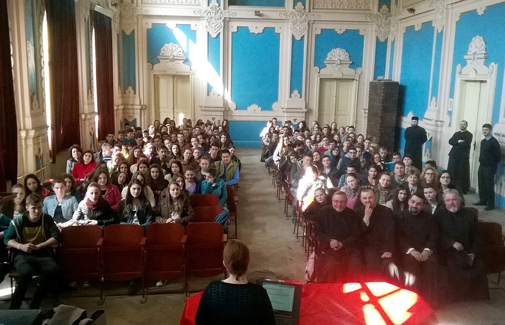 Întâlniri cu tinerii în Protopopiatul Aiud 73036