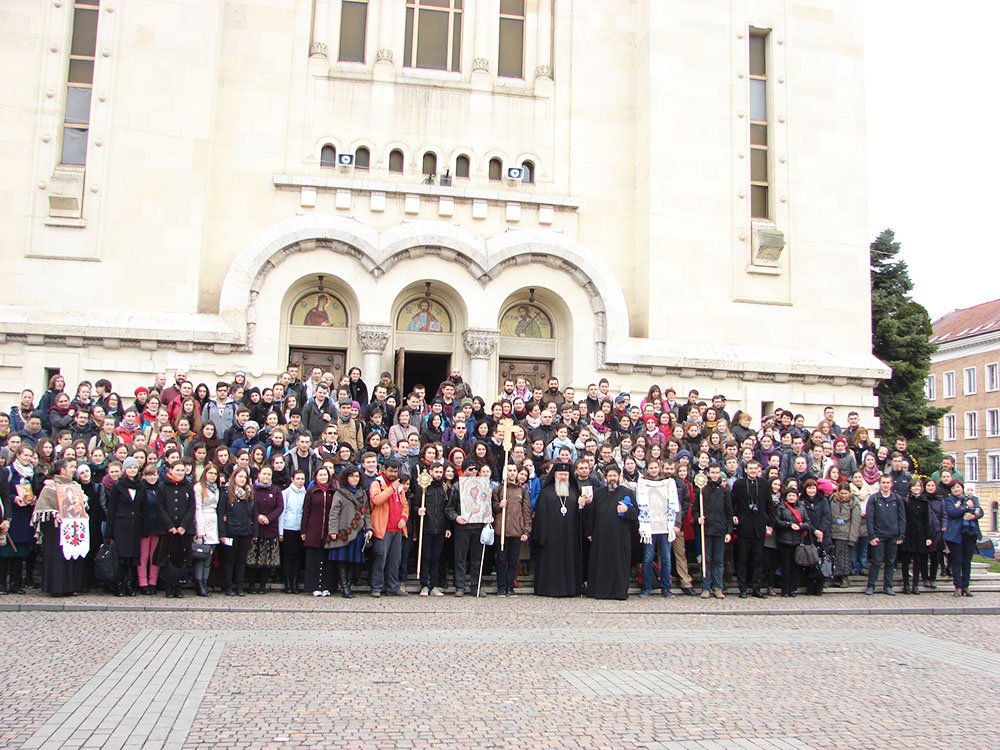 Binecuvântare pentru tinerii pelerini clujeni 72984