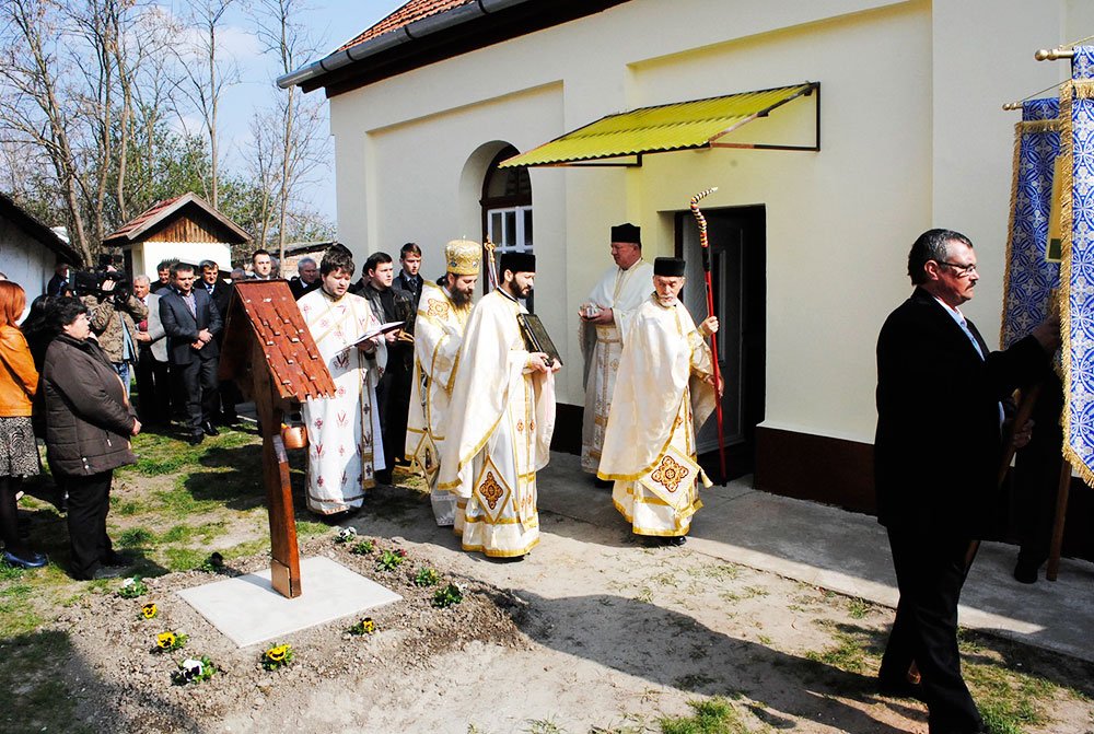Evenimente cultural-religioase la românii din Ungaria 72954